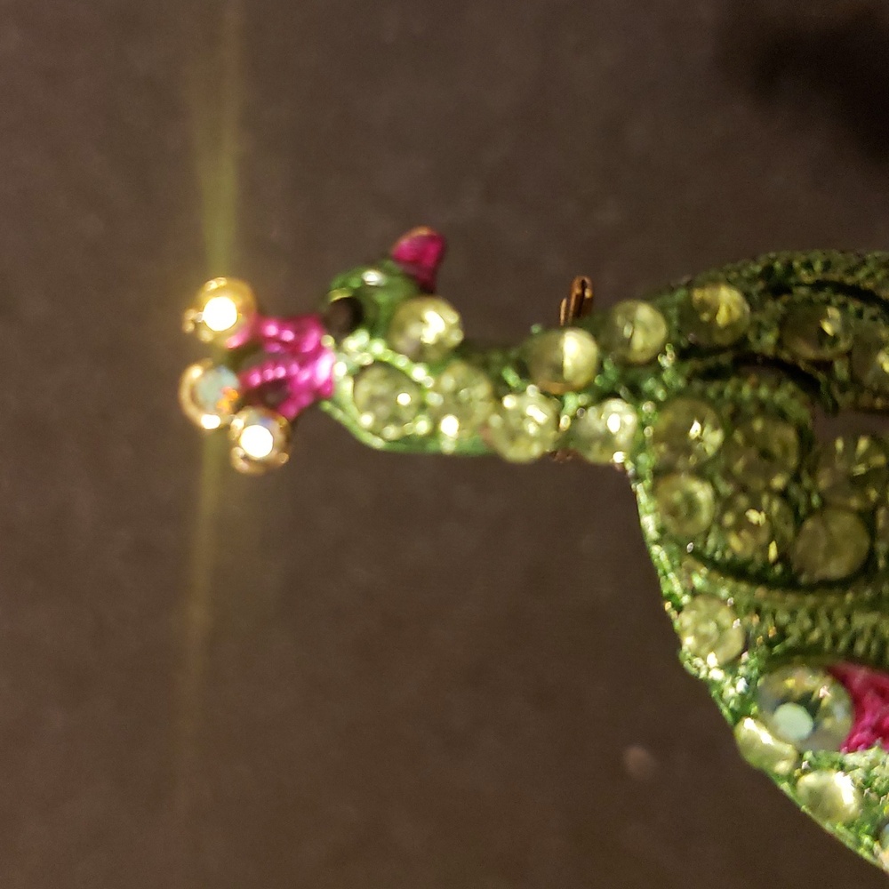 Multicolor Peacock Brooch - Picture 5 of 8